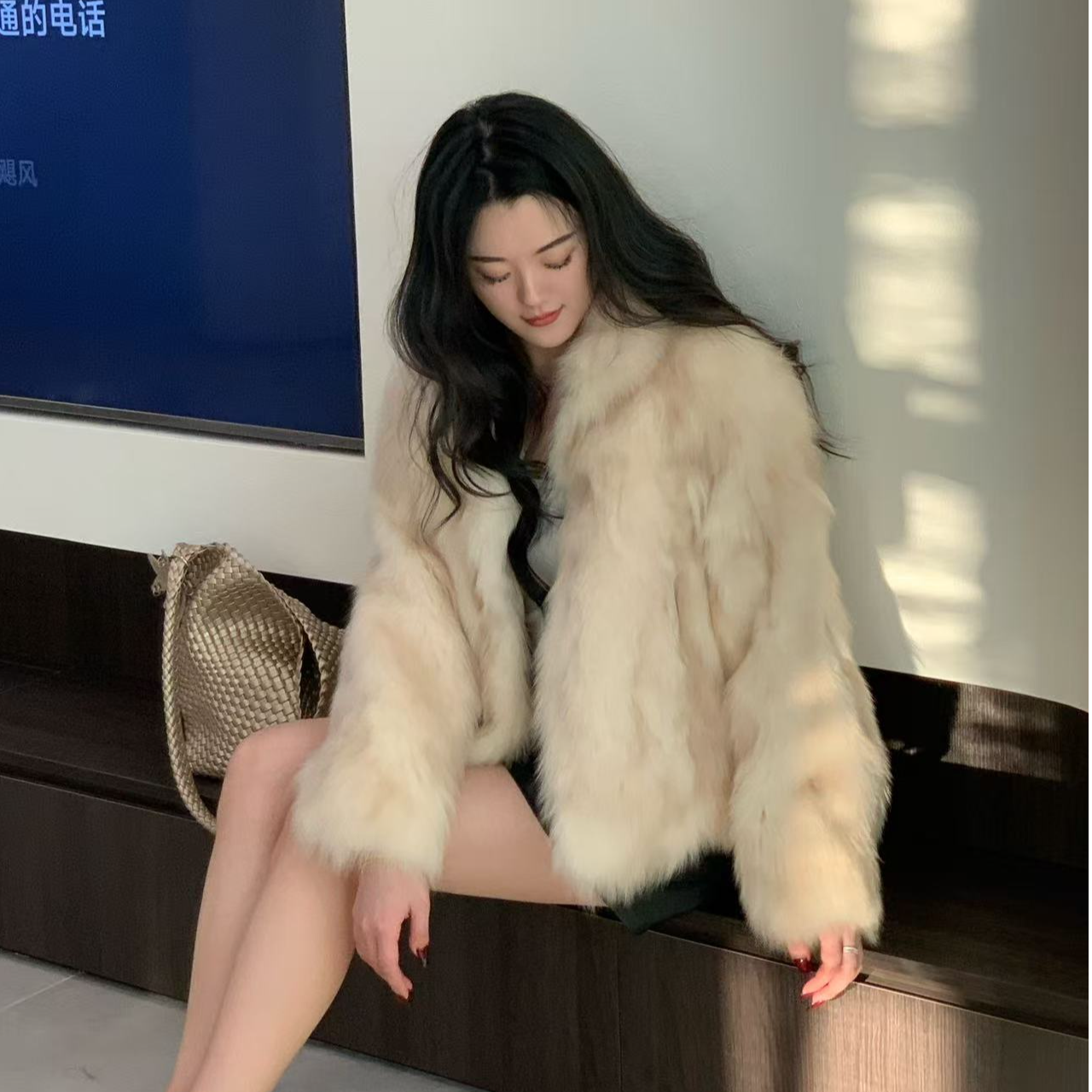 【迷情芬兰】新款整皮狐狸毛 翻领年轻时尚皮草外套 DD