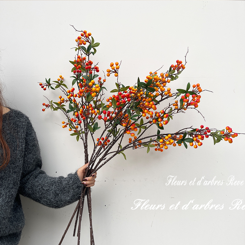 新品带叶浆果仿真花新年发财红色冬青果装饰假花树枝摆件拍摄道具