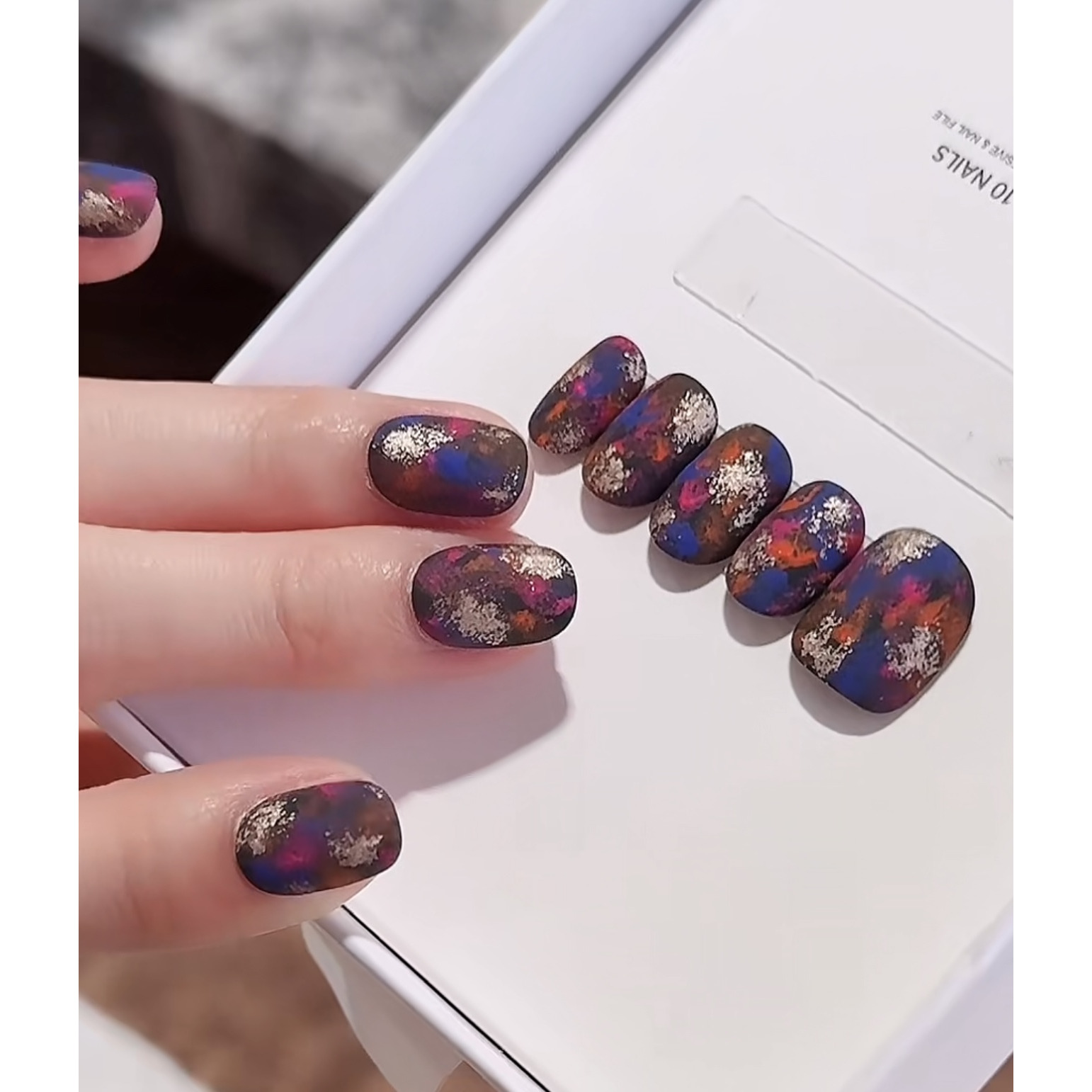 【锦墨】磨砂质感撞色短甲艺术风氛围感显白美甲穿戴甲