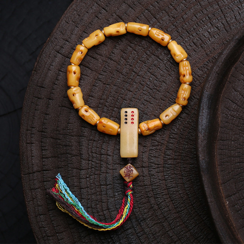 西藏传回流老料骨头雕刻阿呆手串单圈牦牛骨男女款文玩复古饰品