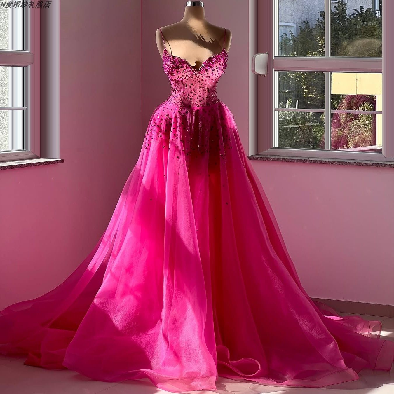 新款复古气场女王玫红色性感吊带长裙dress派对年会成人礼晚礼服