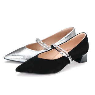 KISSCAT接吻猫2026新款尖头粗跟水钻双带玛丽珍鞋一脚蹬猫掌鞋女