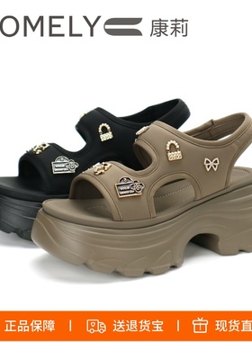 COMELY康莉2026新款厚底露趾休闲凉鞋水钻舒适沙滩女凉鞋KMD53289