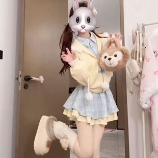 韩系学院风女秋冬季新款可爱连帽卫衣外套搭配蓝色格子蛋糕裙套装