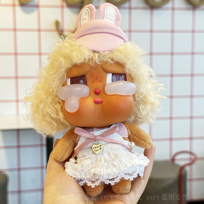 哭娃吊卡衣服crybaby vacation搪胶公仔娃衣沙滩小憩蛋糕公主裙