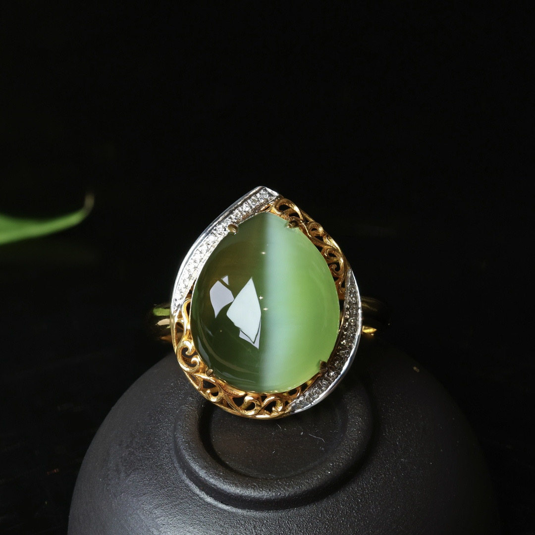 天然和田玉碧玉猫眼戒指18k金镶嵌玉石指环送礼物