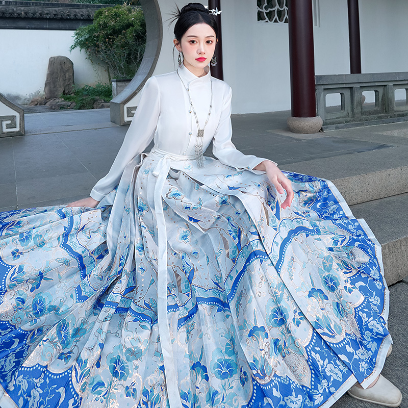 高级感唐制汉服马面裙套装女