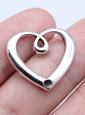 10个/包 21x23mm 古银色锌合金材质 爱心吊坠 ABD-C15919