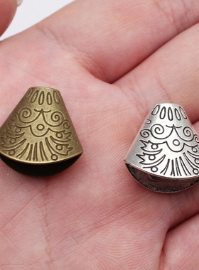 10个/包 18x19x10mm 多色贝壳形状雕花流苏帽其他 ABD-C11056