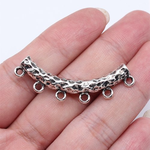 2个/包 45x16x6.6mm 古银色锌合金 六孔锤纹弯管配件 ABD-C16334