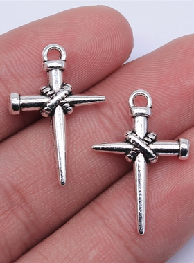 10个/包 22x16mm 古银色锌合金 钉子十字架吊坠 ABD-C14377