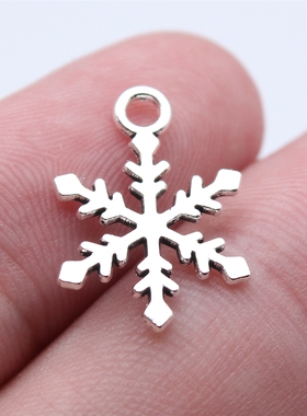 40个/包 14x19mm 古银色锌合金材质 雪花吊坠 ABD-C15942