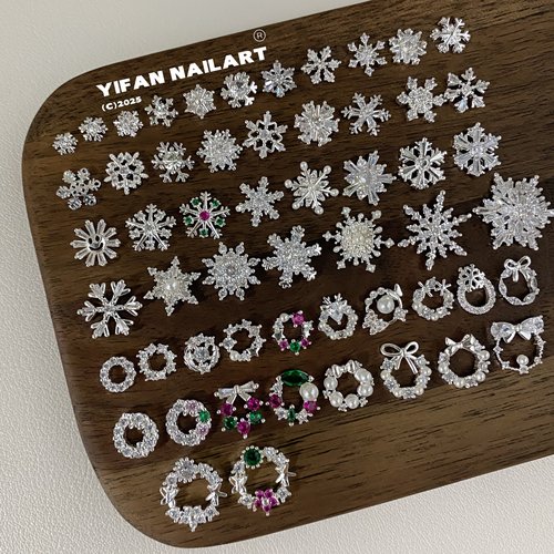 圣诞镶钻雪花蝴蝶结花环美甲锆石