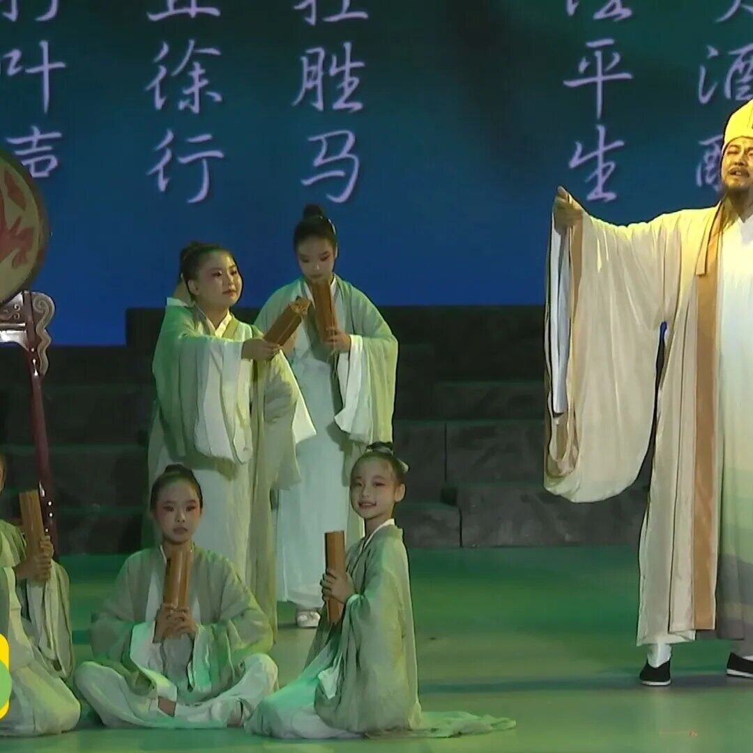 六一儿童演出汉服魏晋风东波赤壁同款汉服亲子装大袖衫交领直裾女