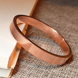 纯铜手镯男女款情侣红铜紫铜纯手工打造铜镯子平面光面简约风格
