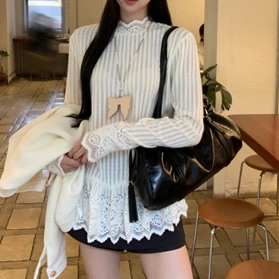 设计感镂空蕾丝花边内搭叠穿上衣