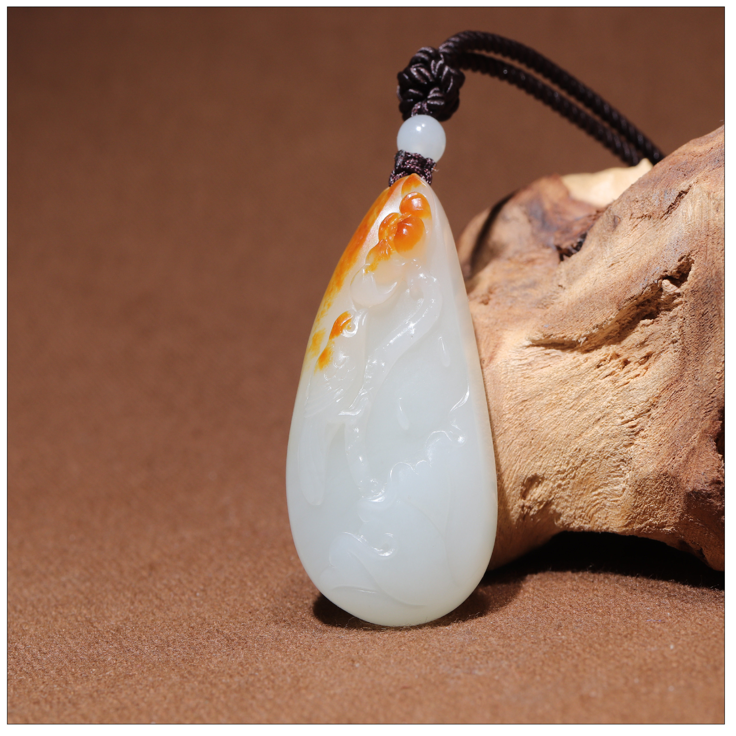 【结缘】新疆和田玉天然红皮正宗籽料白玉荷花喜鹊女士挂件吊坠