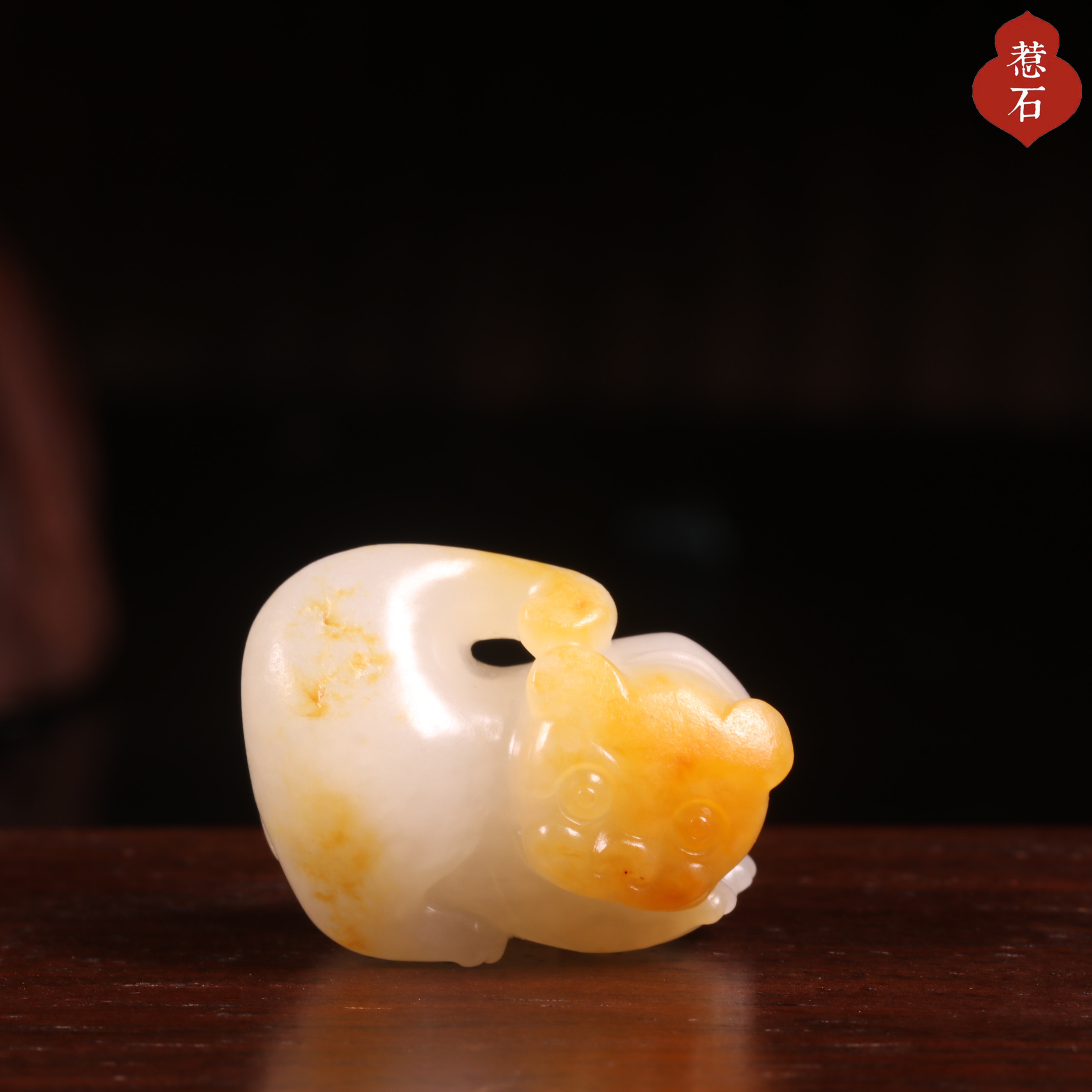 11.8克新疆和田玉籽料满洒金皮生肖虎 虎虎生威 吊坠挂件苏工