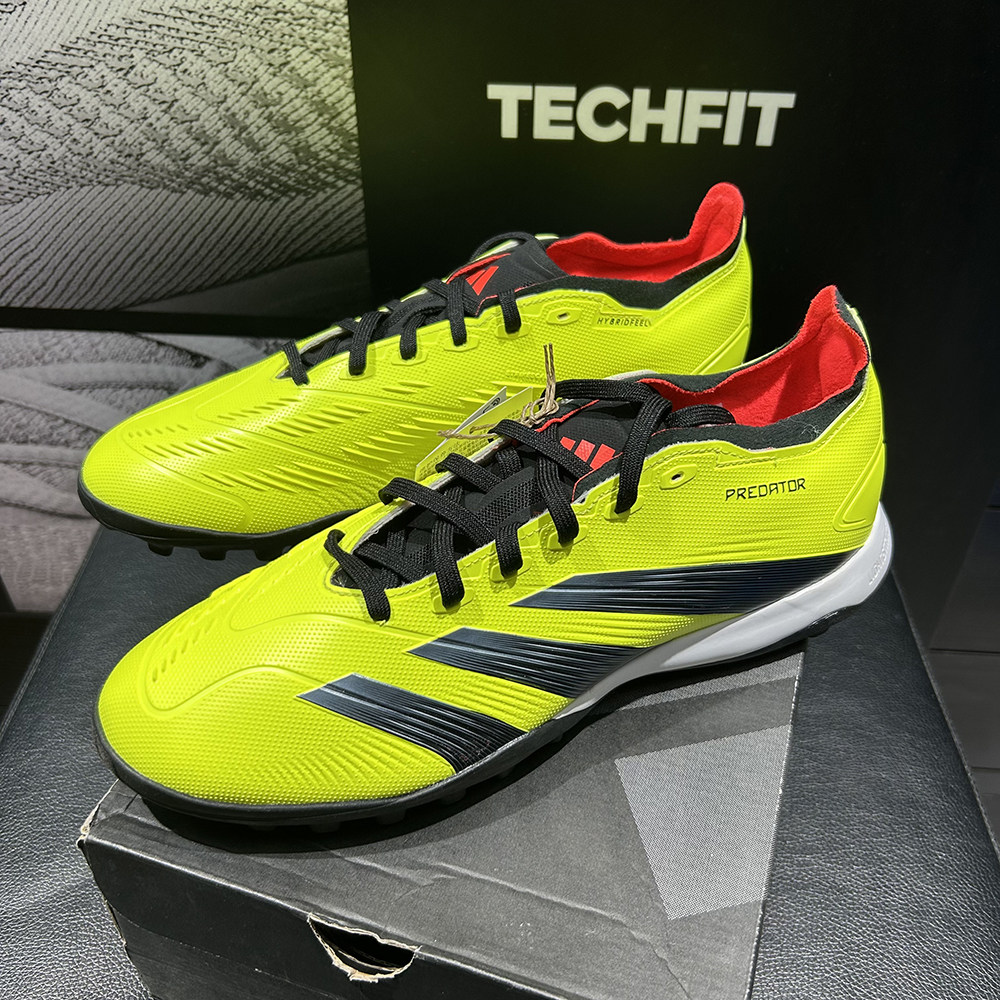 Adidas/阿迪达斯男子实战防滑耐磨猎鹰系列人造草足球鞋IE2612