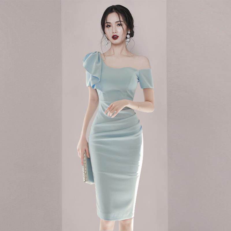 潮牌2025夏季新款女装时尚气质轻奢包臀裙名媛女神露肩开叉连衣裙