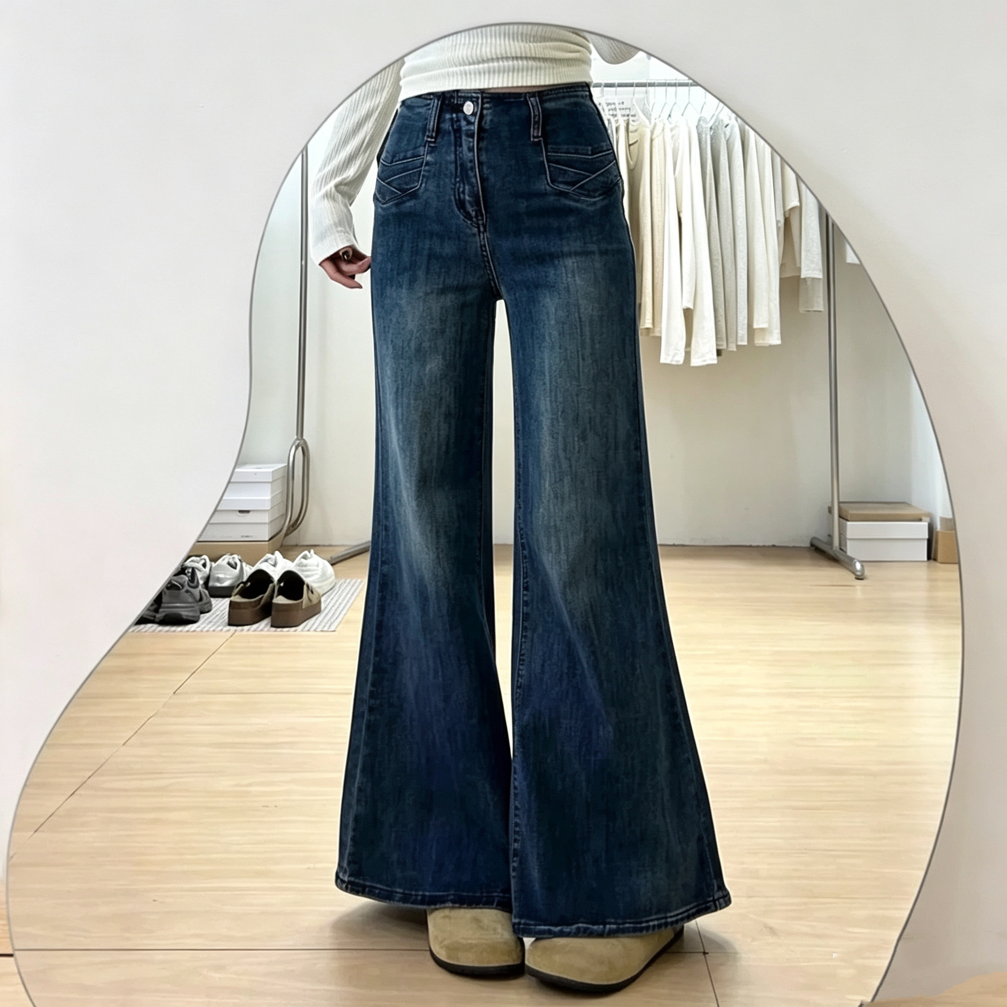 秋季复古高腰微喇显瘦软牛仔裤女