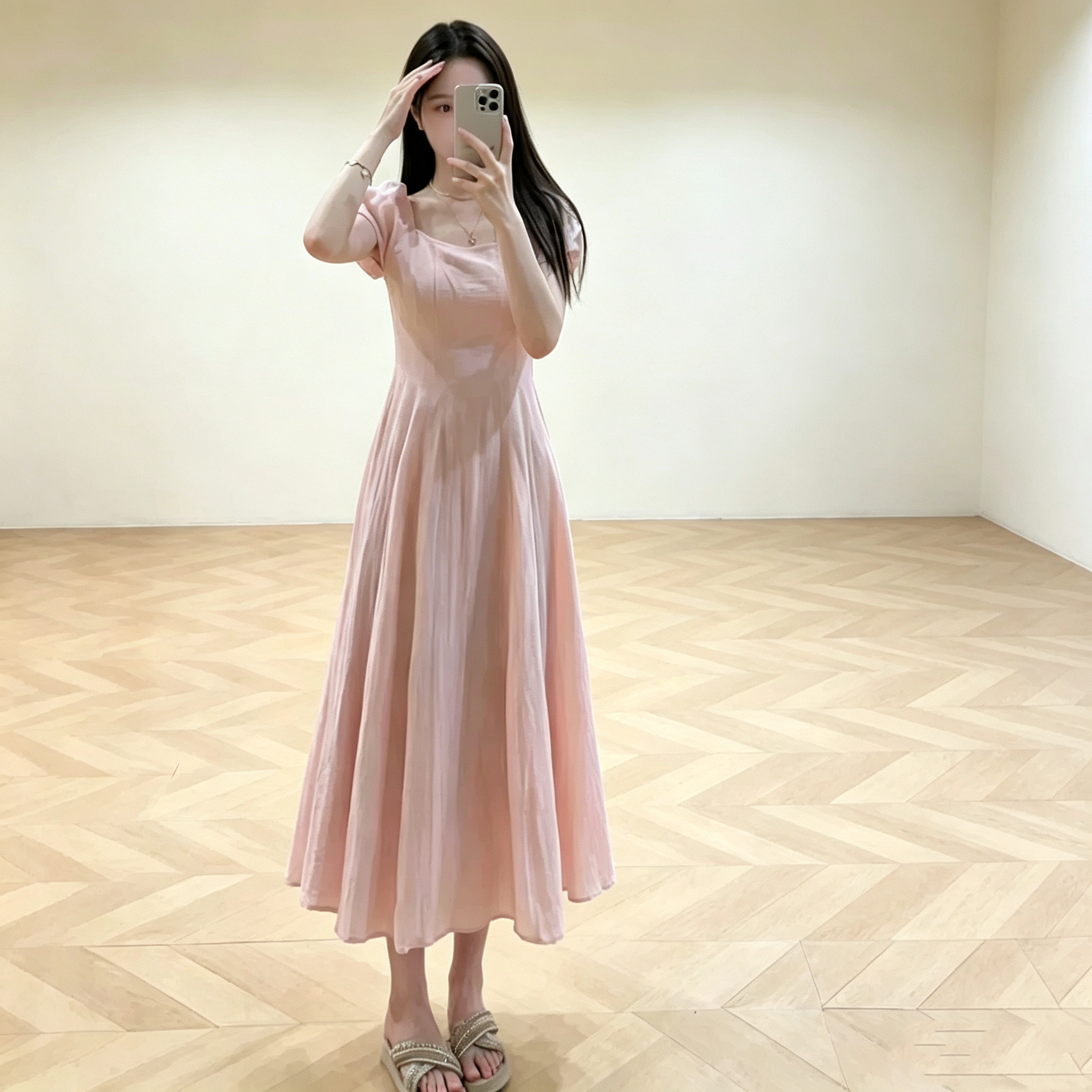 法式温柔风方领泡泡袖收腰连衣裙女夏季新款粉色A字长裙显瘦气质