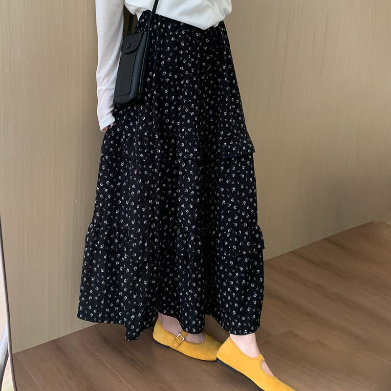 温柔气质黑色碎花半身裙女2026夏新款韩版高腰显瘦百搭A字长裙子