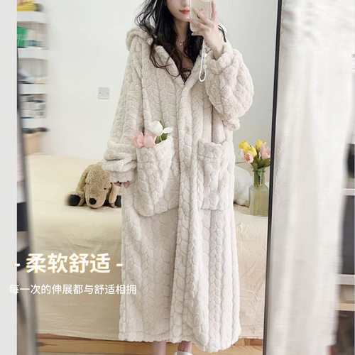 Women Bathrobe Fall/Winter Long Nightgown Coral Velvet Gown