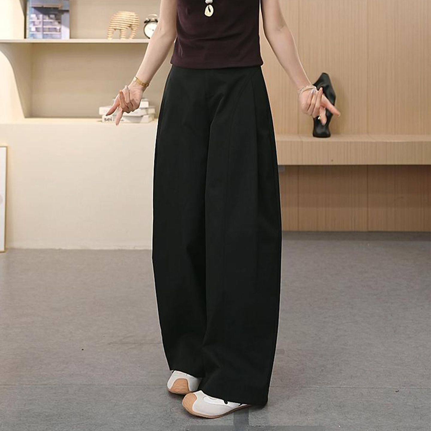 黑色弯刀休闲裤女2025秋季新款大码梨形身材遮胯显瘦宽松阔腿裤子,女装/女士精品,休闲裤,淘宝优惠券,粉丝福利购,淘宝优惠卷