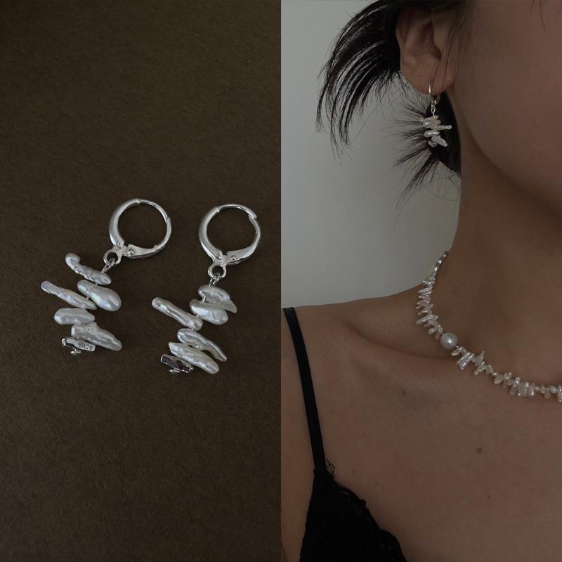 个性小众珍珠纯银耳环