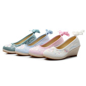 民族风绣花坡跟广场舞鞋 2020春夏新款 女单正宗老北京布鞋 汉服旅游