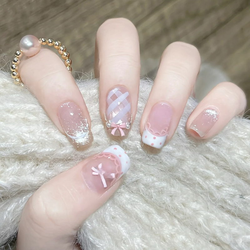 甜心少女白月光猫眼蝴蝶格纹美甲