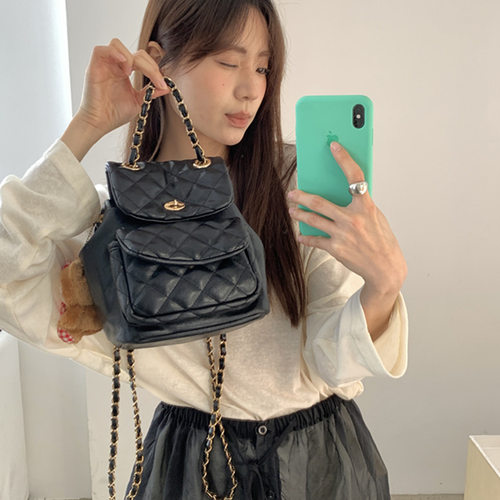 肥肥自制菱格绣线链条双肩背包潮