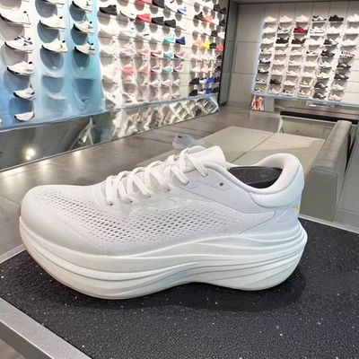 安踏旅行丨PG7科技缓震跑鞋