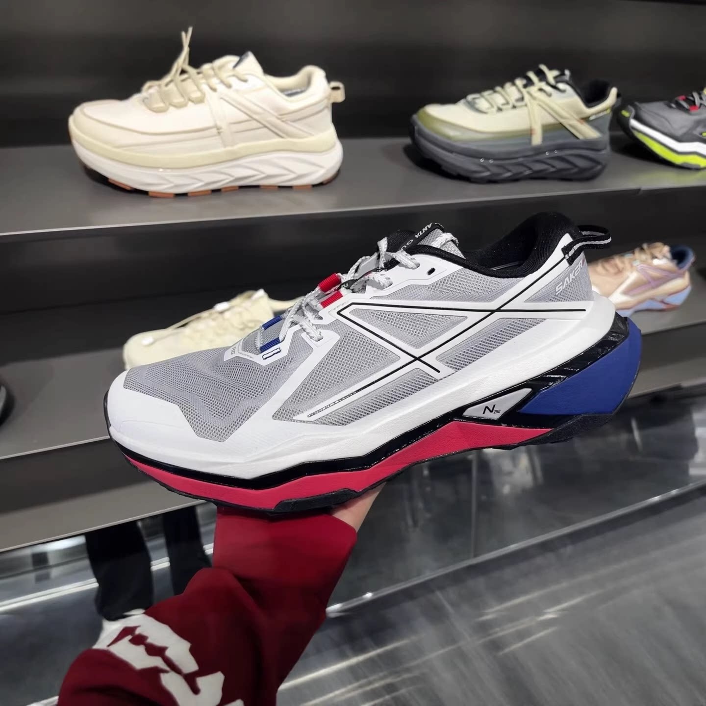 安踏冠军猎隼2丨户外氮科技稳定回弹抓地越野跑鞋男112515502A