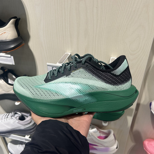 安踏C202 7代丨专业竞速碳板跑鞋冬季新款男新年运动鞋112615575