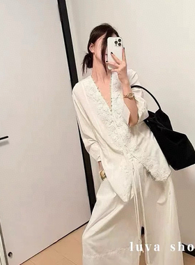 年春上新法式复古立体刺绣花朵亚麻衬衫17946085