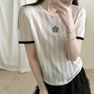 夏上新千金名媛感黑白小花刺绣镂空套头短袖T恤26YH2616