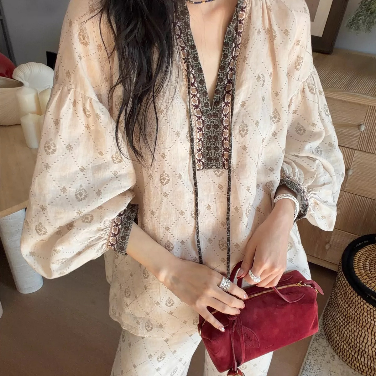 -小众定位印花小碎花绑带小衫(不含下装+包包)DM26040807
