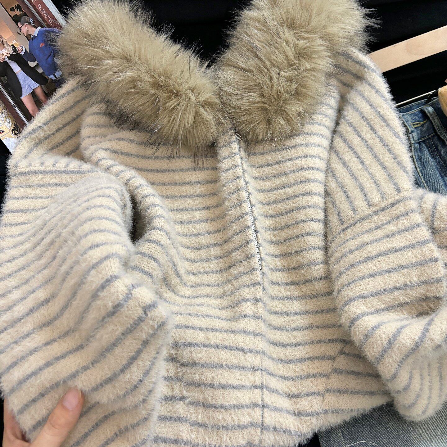 韩系连帽毛领蓝杏条纹水貂绒毛衣外套女冬季宽松慵懒加厚拉链上衣