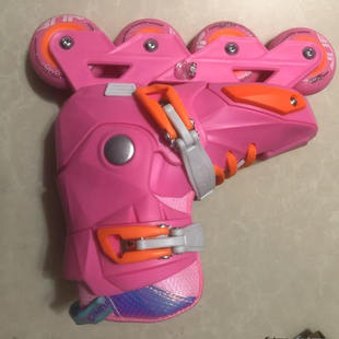 梦吉诺轮滑鞋儿童平花刹车专业溜冰旱冰鞋初学者铠甲勇士