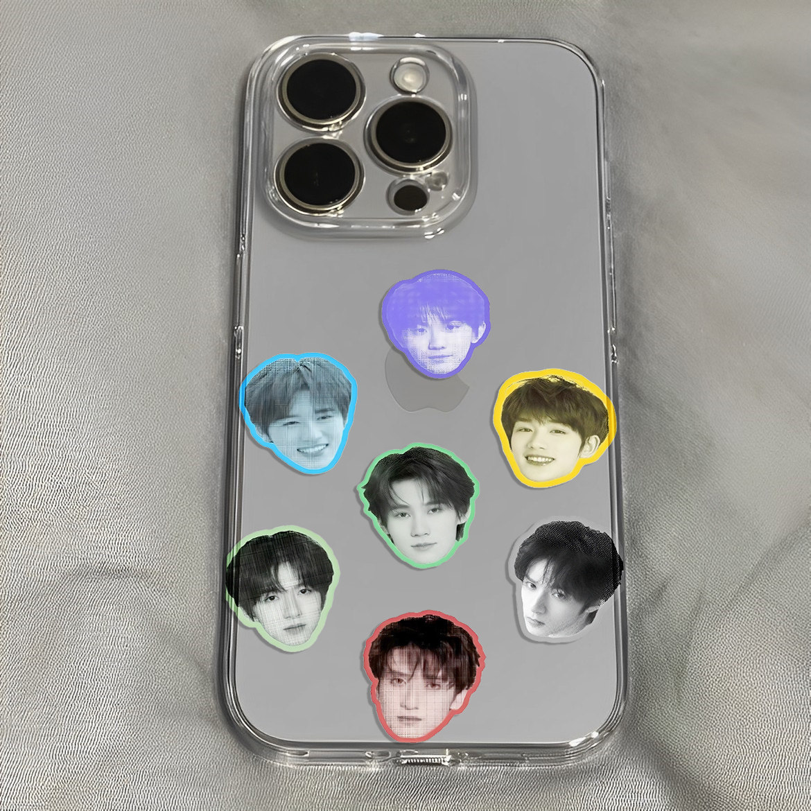 TNT复古大头彩色马赛克古早手机壳适用于iPhone苹果17小米