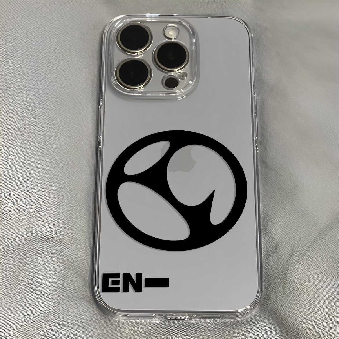 enhypen新概念logo手机壳适用于iPhone苹果17小米17opporeno15华为vivo红米荣耀