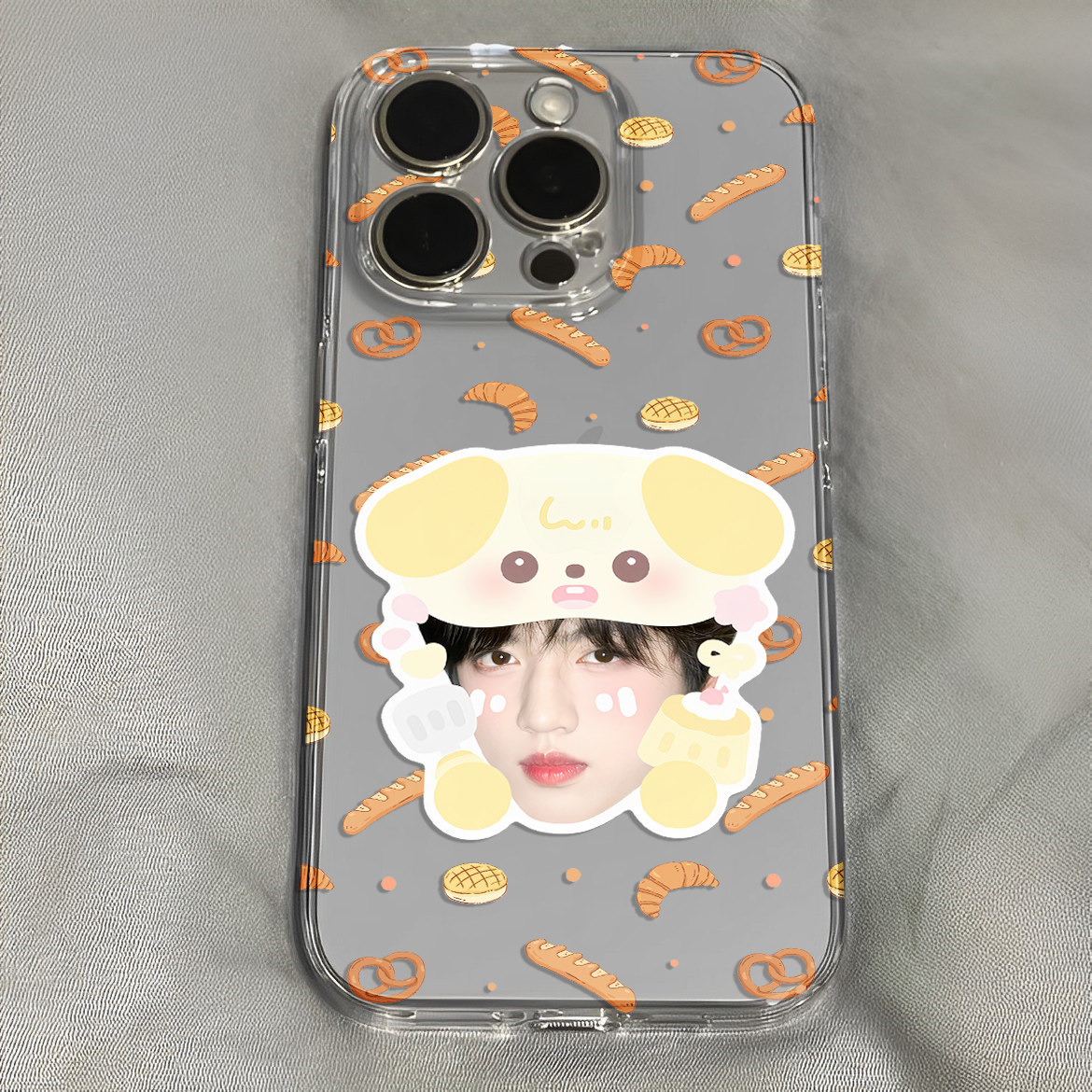 张桂源可爱面包超人大头涂鸦手机壳适用于iPhone苹果17小米17opporeno15华为vivo红米荣耀