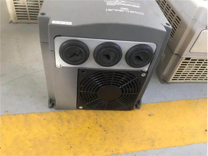 议价议价5三垦变频器s06-4a02-b 7.5w/1kw 3k8全新1原装拍前请询