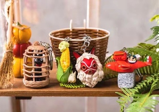 国内代购上海橡子共和国钥匙圈龙猫玉米小桑面具红猪飞机笼中吉吉