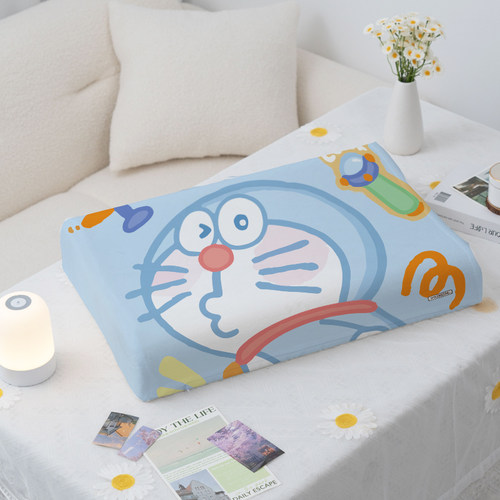 日系可爱哆啦A梦银狐绒乳胶枕头套学生通用单只枕芯罩耐脏可拆洗