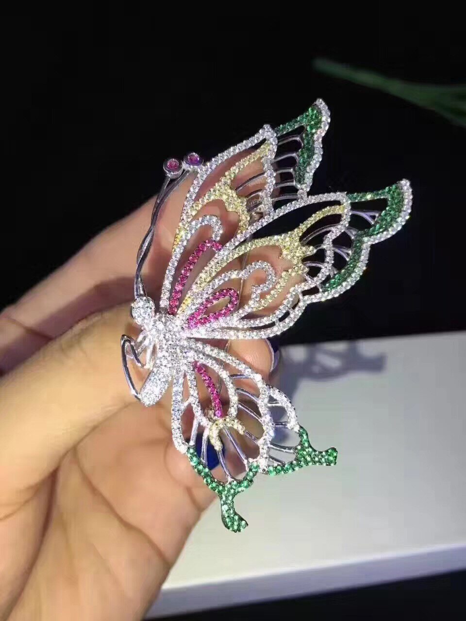 925纯银彩色蝴蝶侧飞胸针胸花别针高档胸针蝴蝶胸针奥黛丽赫本