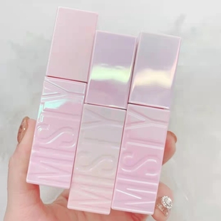 M333 M222 M666 M111 美宝莲纽约白日梦唇釉