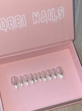 BOBBINAILS欧美高级法式珍珠高光金色蝴蝶结百搭可拆卸穿戴甲成品